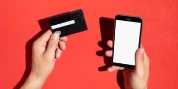 Cashback Apps vs. Credit Cards: Long-Term Savings Battle - Cover Image
